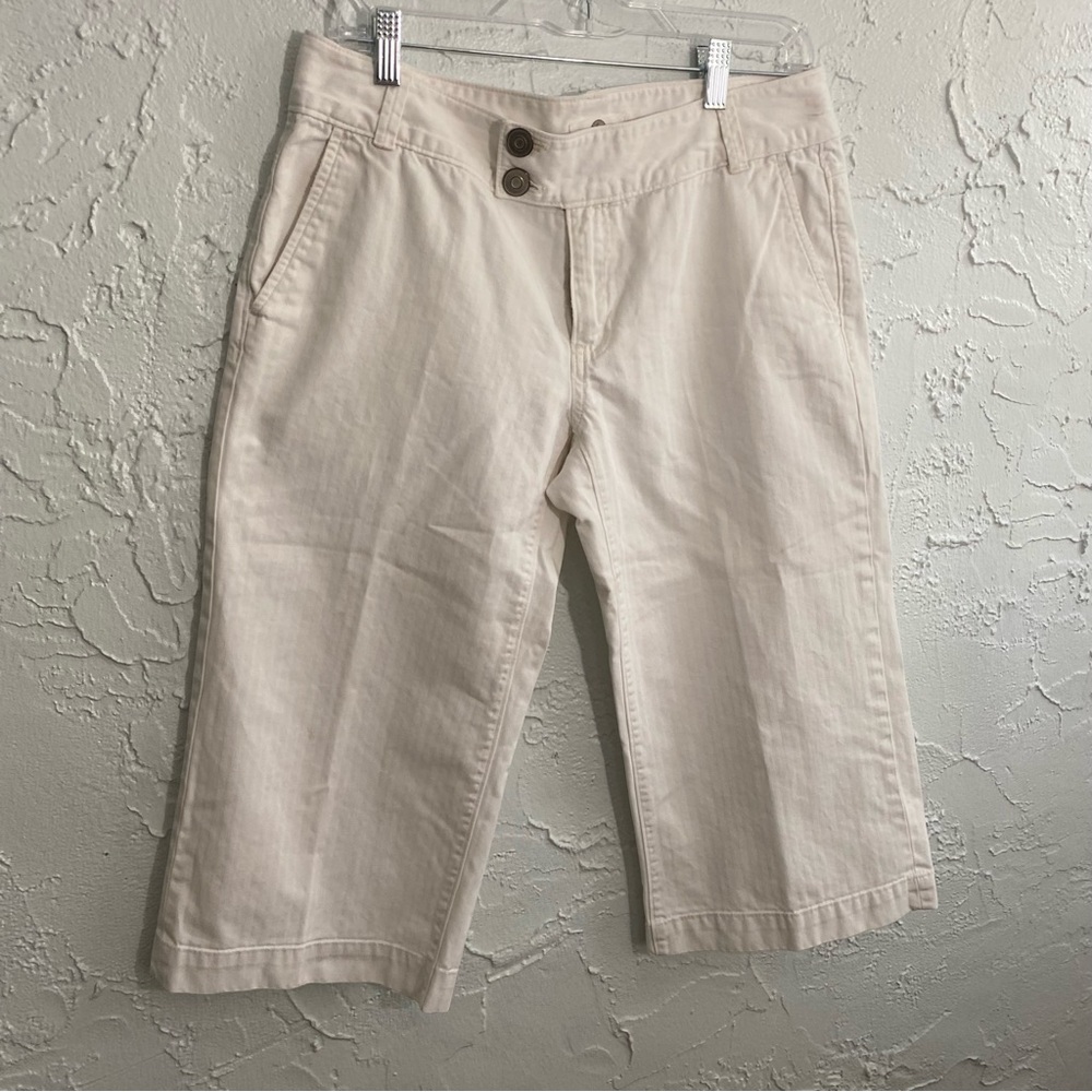 Weatherproof Women’s Size 10 White Cuffed Capri Crop Pants